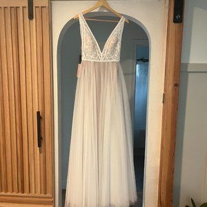 BHLDN by Watters Wedding Dress + Vail